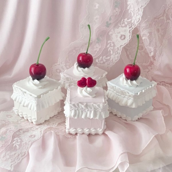 画像1: Fake Cube Cake  Cherry, Heart (1)